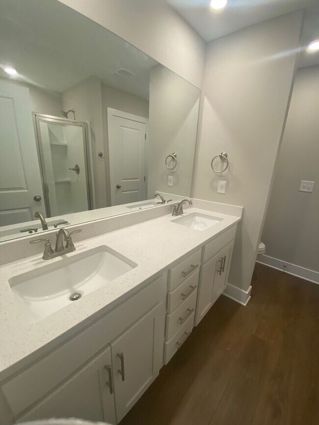 Building Photo - Spacious, Modern Home Convenient to Shopping, Parks, Schools & Tyndall AFB! *SPECIAL: 1/2 OFF 1st...