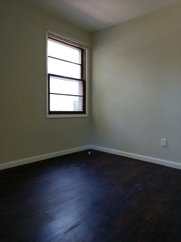 Building Photo - Noda East - 4207 Dinglewood Avenue