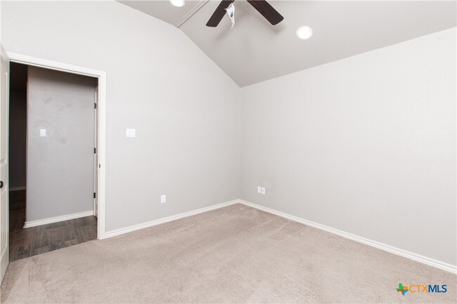Building Photo - 6006 Cactus Flower Ln