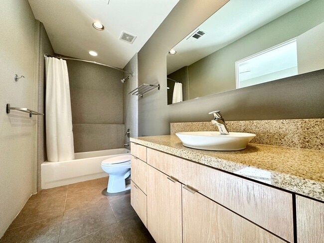 Building Photo - AVAILABLE NOW! 3-bedroom / 3.5 Bathroom Condo with Private Pool & Spa located in 48 & BARISTO!