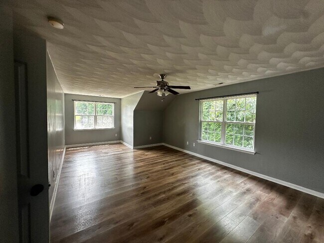 Building Photo - 8781 Lake Jordan Ct