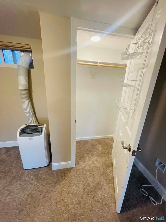 Building Photo - 128 Forest Dr