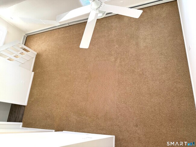 Building Photo - 94 Waldron Dr