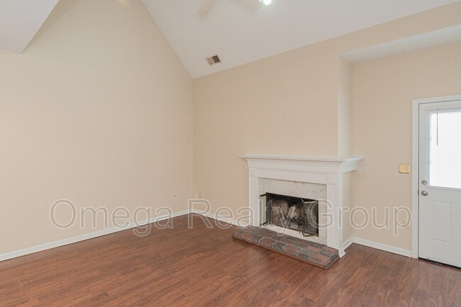 Building Photo - 1434 Amberley Woods Cv