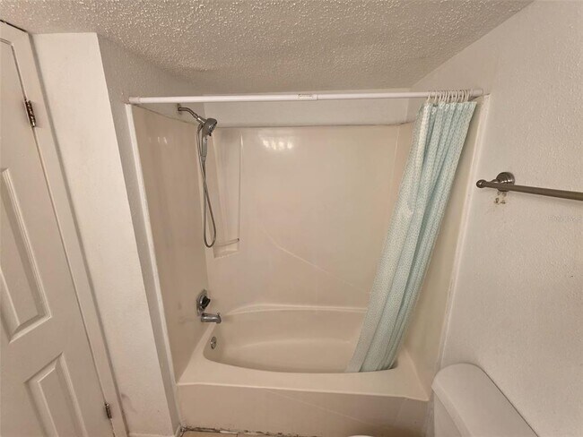 Building Photo - 139 Oyster Bay Cir