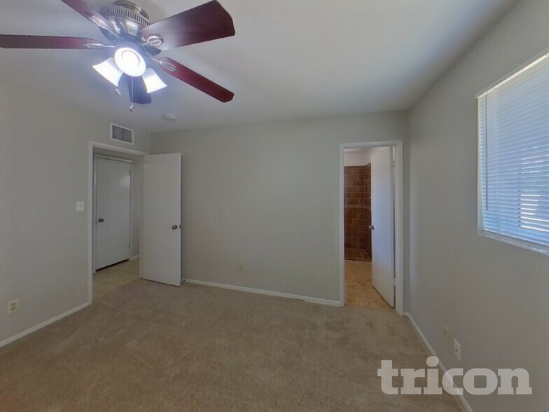 Building Photo - 3749 W Butler Dr
