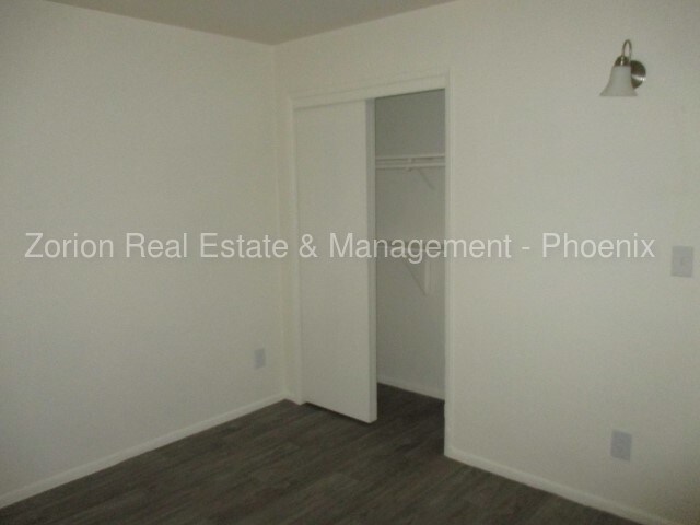 Building Photo - 2 bedroom 1 bath in Scottsdale!