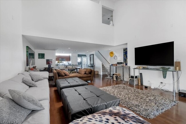 Building Photo - 2014 Pin Oak Ave