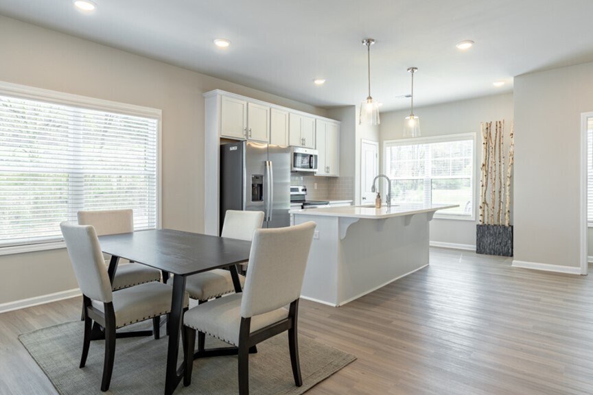 Building Photo - 759 Calvin Pk Dr