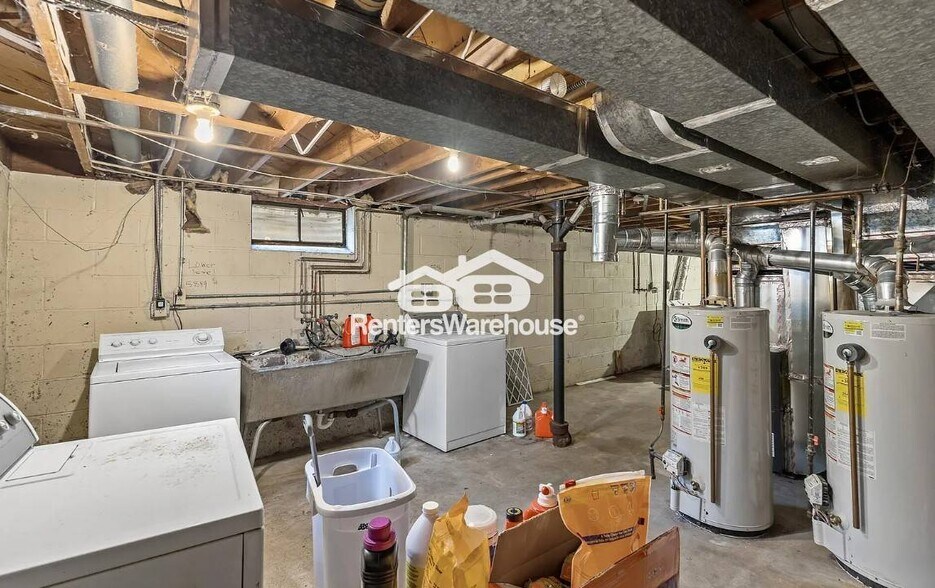 Building Photo - 5844 Washburn Ave S