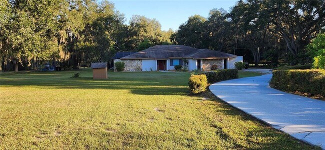 Building Photo - 1804 E Wheeler Rd