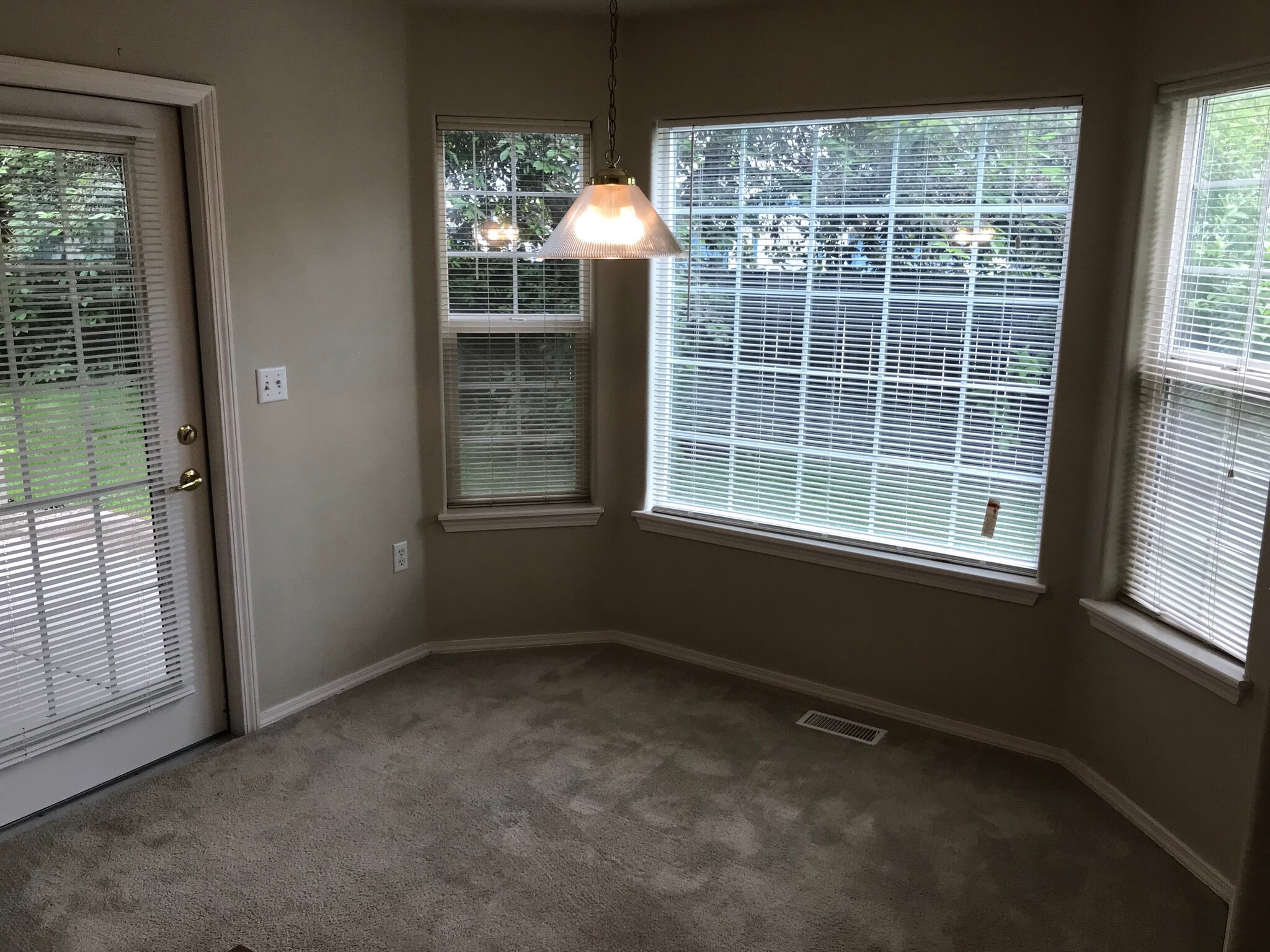Building Photo - 6334 W Corsair Ln