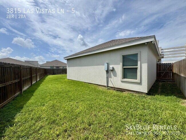 Building Photo - 3815 Las Vistas Ln