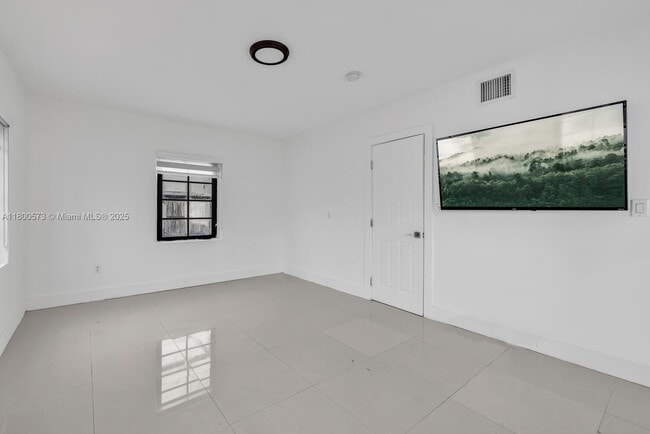 Building Photo - 7910 Byron Ave