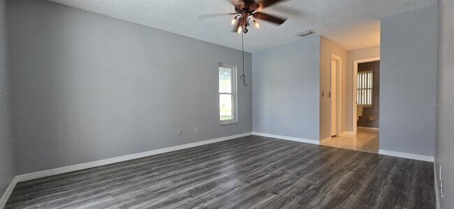 Building Photo - 616 New Mexico Woods Ct