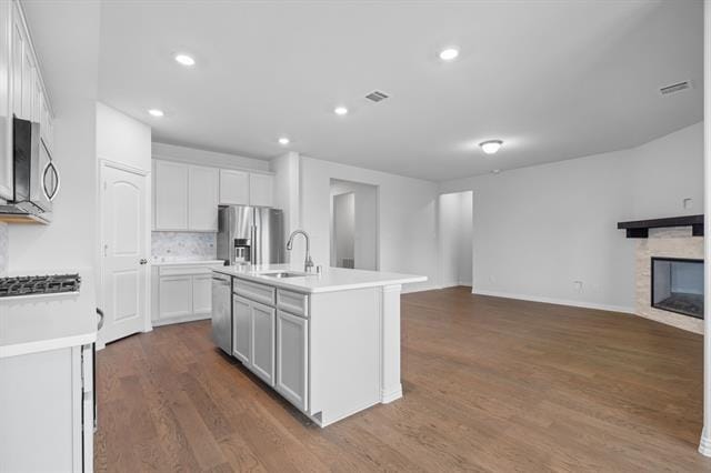 Building Photo - 2100 Briar Rose Dr