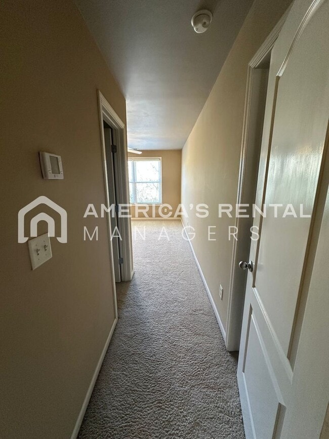 Building Photo - Beautiful Home for Rent in Birmingham, AL!!!! Available to View Now!!!