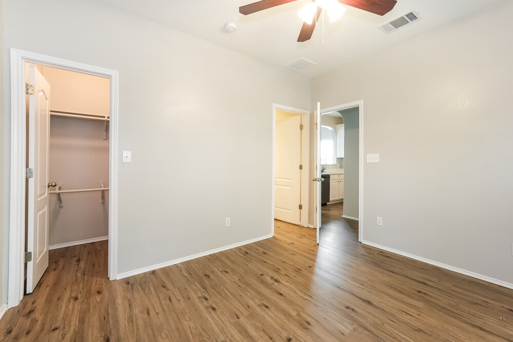 Building Photo - 507 McGarity