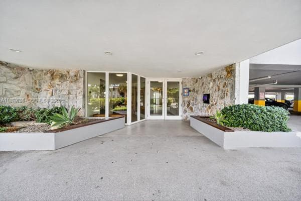 Building Photo - 7928 West Dr