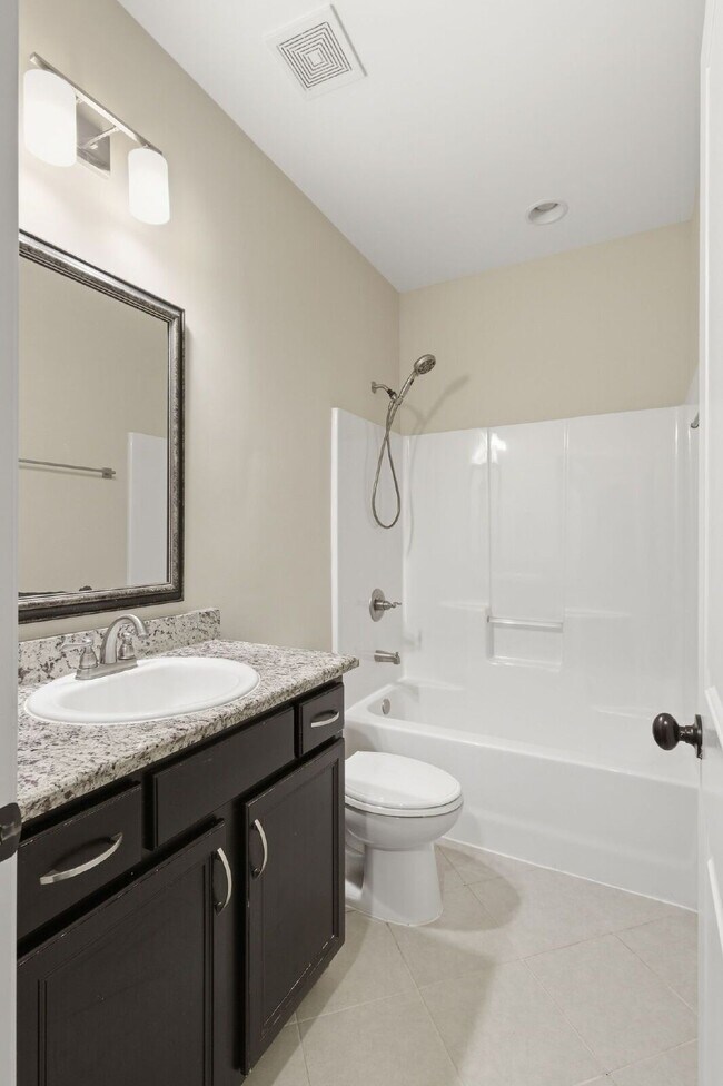 Building Photo - 790 Fontwell Ln