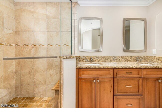 Building Photo - 975 Tarpon Cove Dr