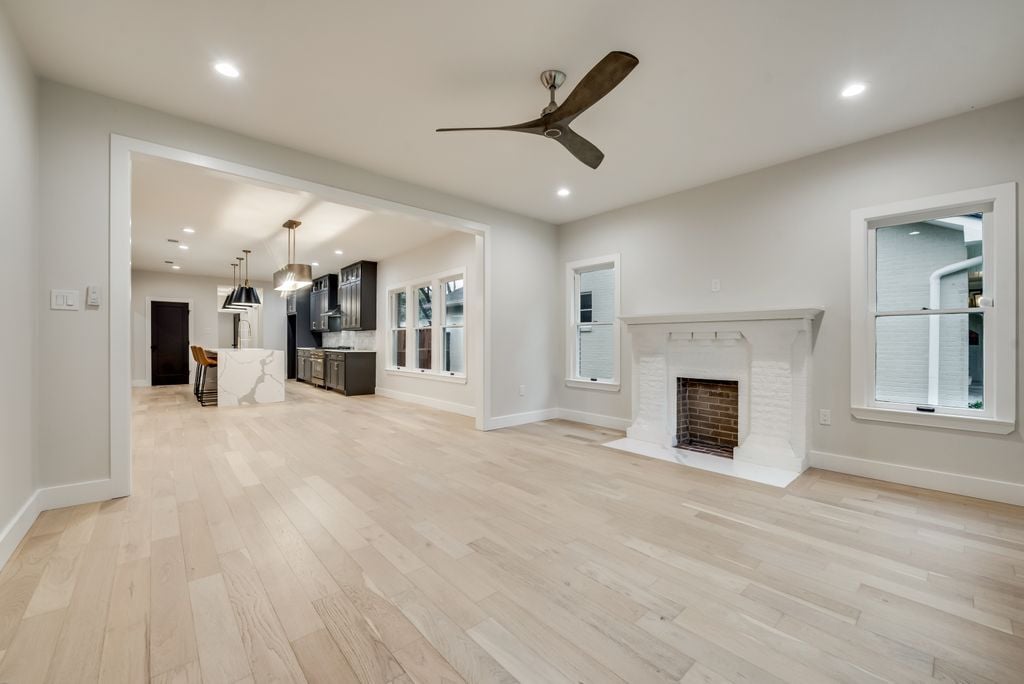 Building Photo - 5406 Vanderbilt Ave