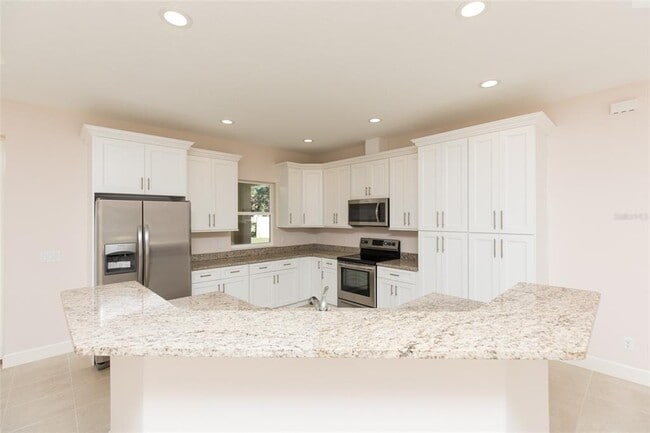 Building Photo - 26 Pitt Ln