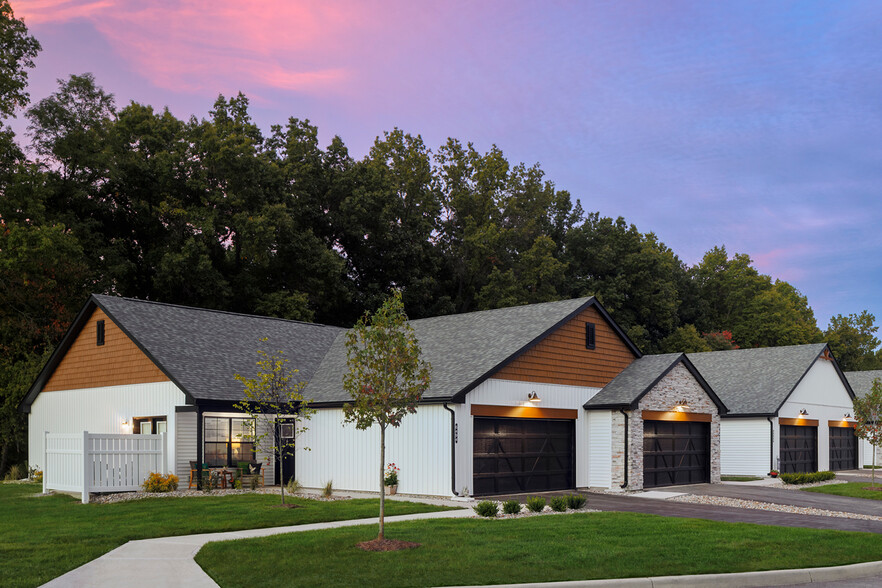 Modern Farmhouse Architecture - The Residences at Sara Crossing