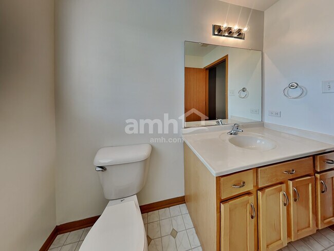 Building Photo - 1821 Eagle Dr