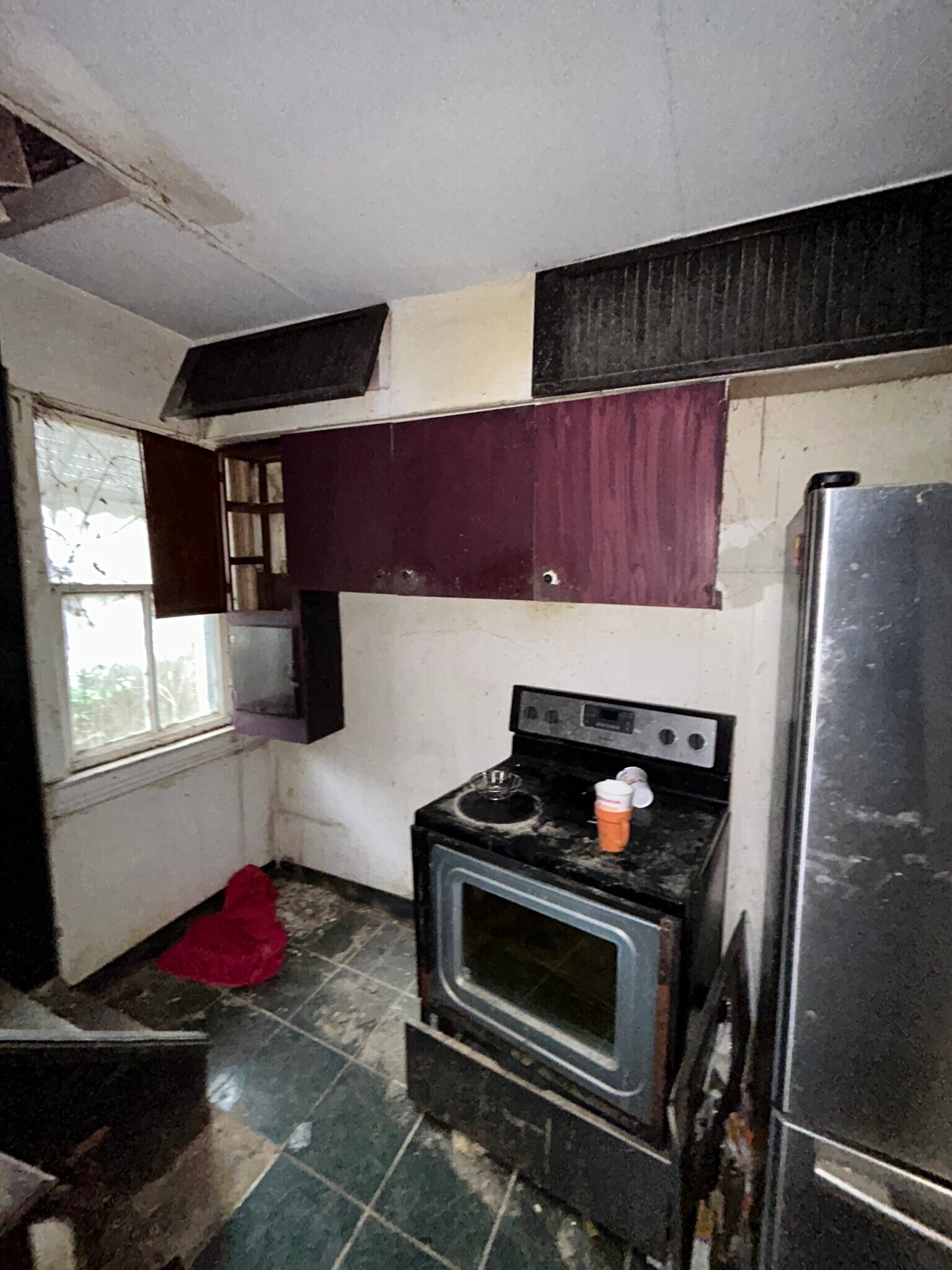 Building Photo - 351 Lagro Ave