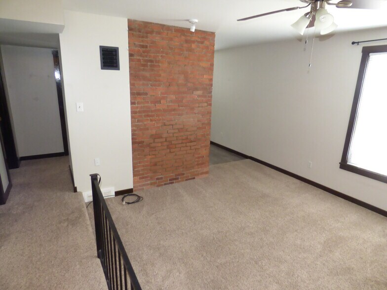 Building Photo - 2709 Middletown Rd