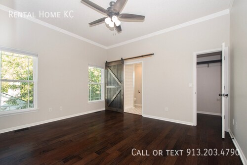 Building Photo - 582 W Layton St