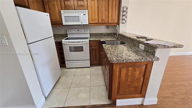 Building Photo - 8615 NW 5th Terrace