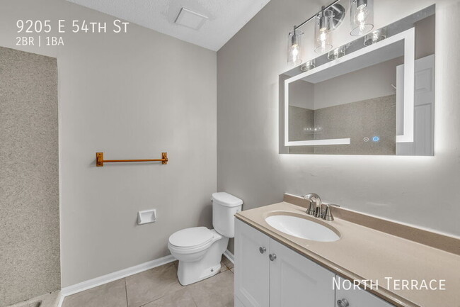 Building Photo - ? Totally Renovated 2BR in Raytown with In...