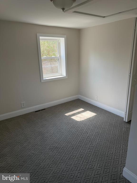 Building Photo - 1446 12th Ave