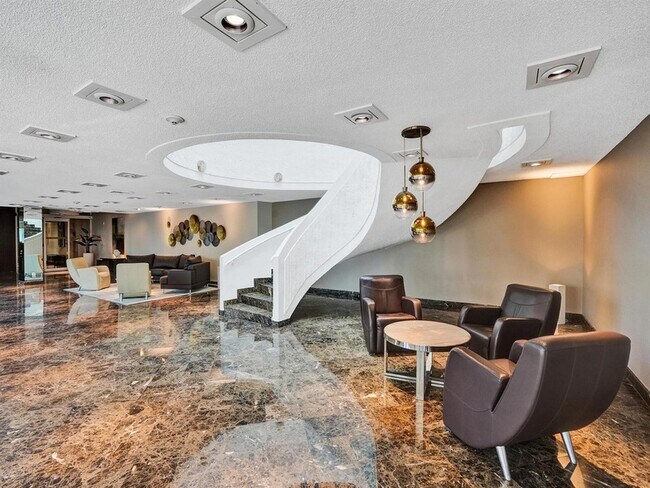 Building Photo - 1360 S Ocean Blvd