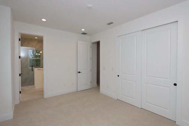 Building Photo - 3722 W Mango Ave