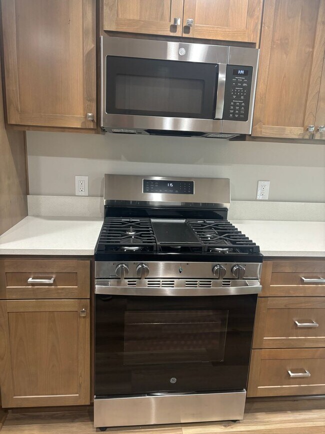 Building Photo - Beautifully Remodeled Single-Level House in North Newberg