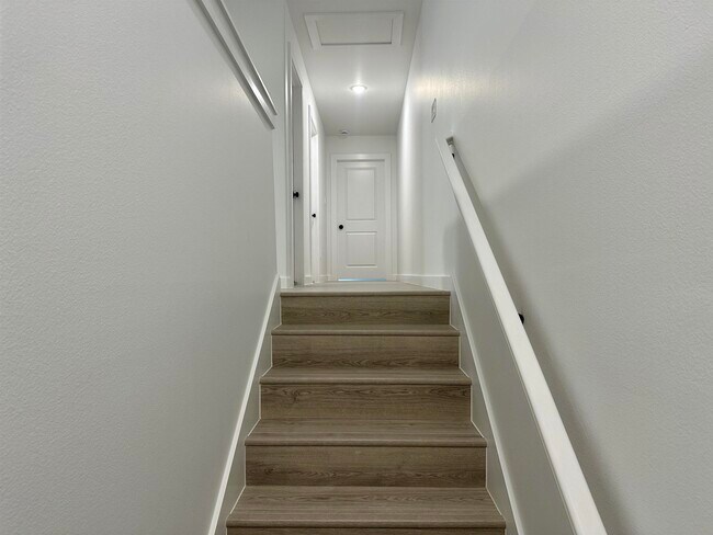 Building Photo - 8218 Casa Verde Rd