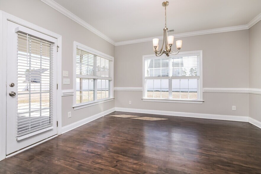 Building Photo - 44 Jonalker Ct