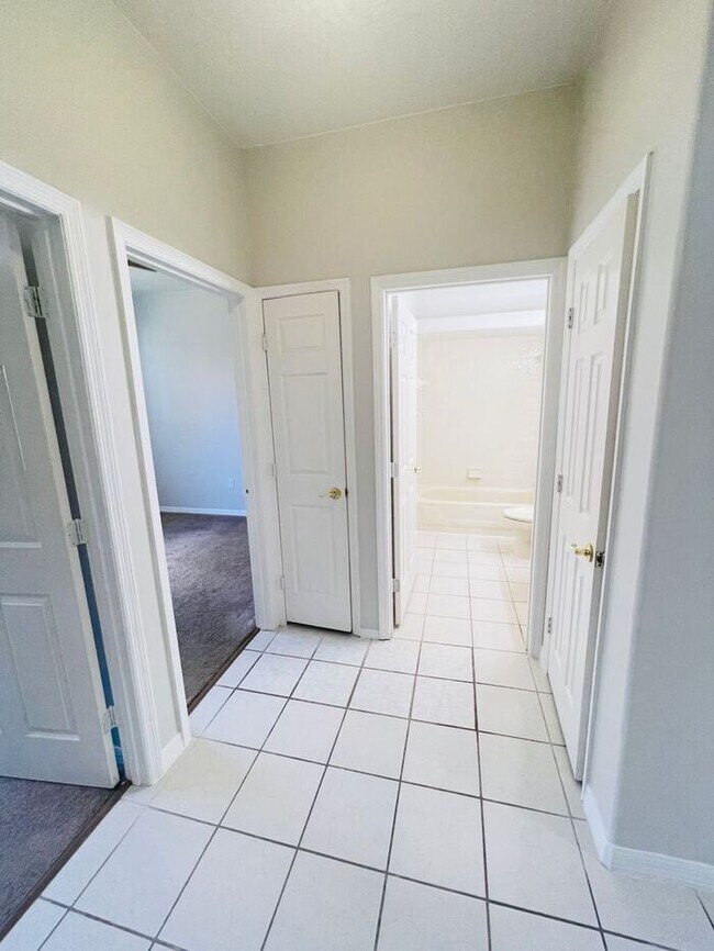Building Photo - Coming soon!!!!-The Oaks-Pool Home-1738 Golfview Dr Kissimmee FL 34746