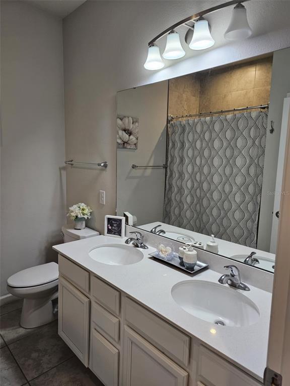 Building Photo - 8507 Sunshower Pl