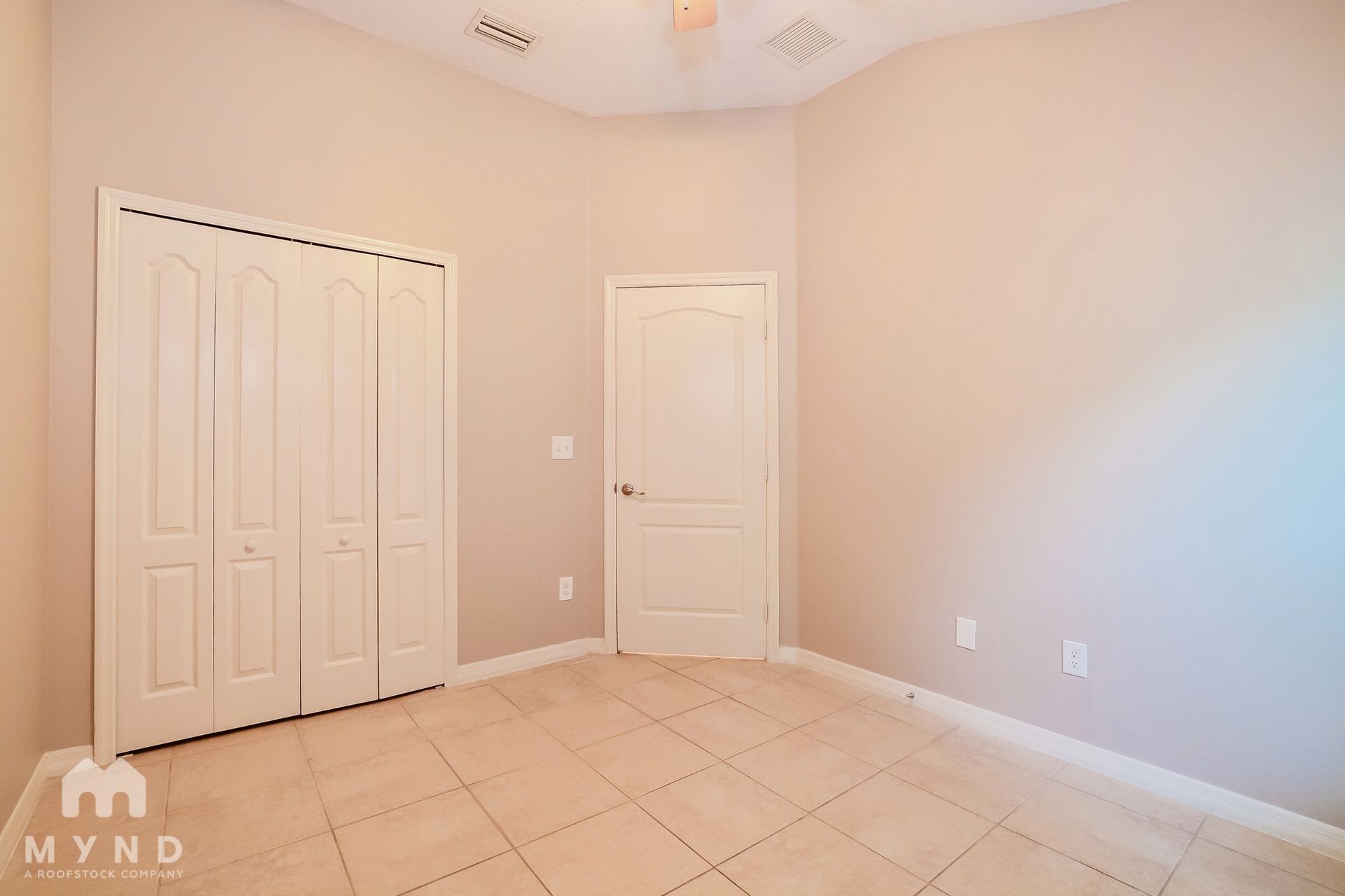 Building Photo - 2430 Princeton Ave