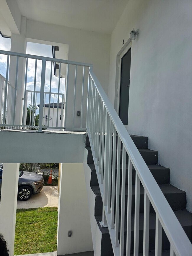 Building Photo - 21210 SW 119th Ave