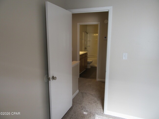 Building Photo - 2750 W 12th St