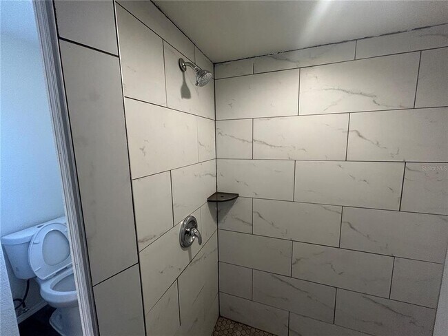 Building Photo - 2093 Rio De Janeiro Ave
