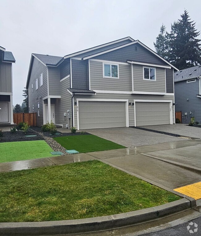 Building Photo - Brand New 4-Bedroom Duplex for Rent in Lacey!