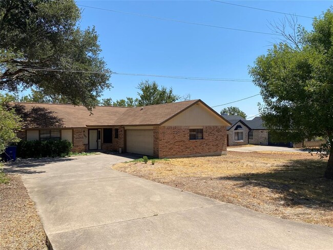 Building Photo - 1702 Dublin Dr