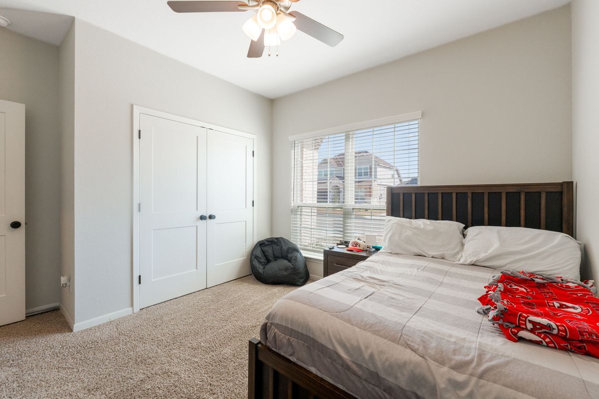 Building Photo - 2011 Cutleaf Dr