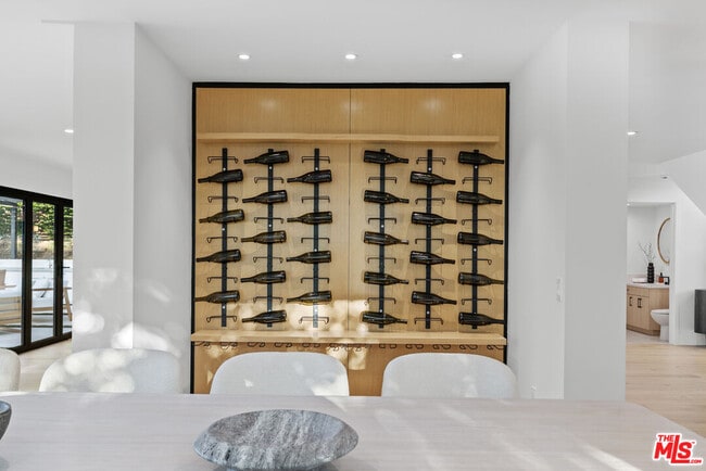 Building Photo - 18101 Green Meadow Dr